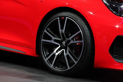 cerchio Peugeot 308 R concept al Salone di Francoforte 2013