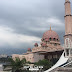 [Travel] Masjid Putra, Tempat Ibadah Megah di Putrajaya