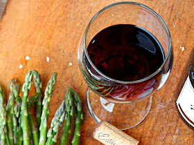 Msg 4 21+ How to have a Wine Tasting Date Night at home w/ @EstanciaWines #artofentertaining #ad 