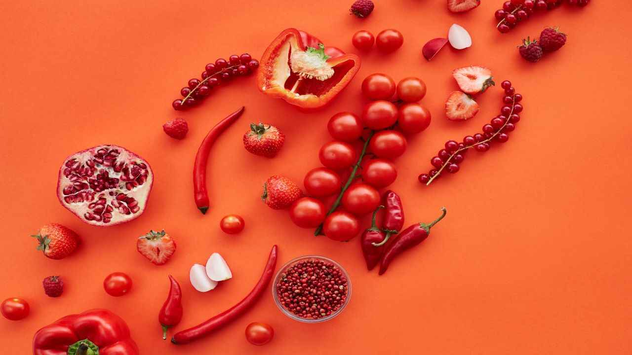 9 Health Benefits of Eating Red-Color Fruits and Vegetables