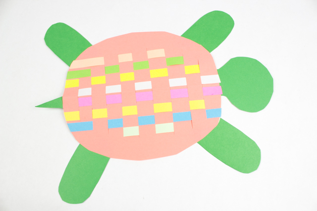 super cute and colorful woven paper turtle kid art and craft project!