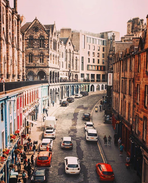 Victoria Street, Edinburgh, Scotland - Victoria Street, Edimburgo, Escocia