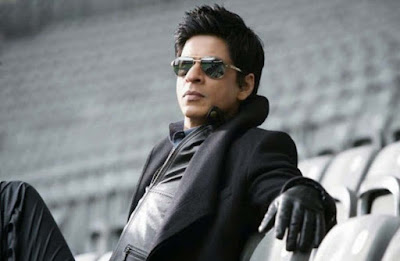 shahrukh-in-styling-pose-looking-hot-wallpapers