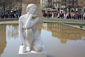 Sculpture in Plaça Catalunya in Barcelona