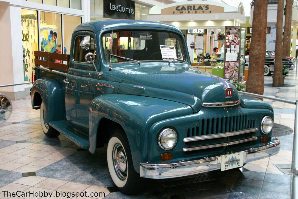 Spotted International Harvester L110 Pickup Truck