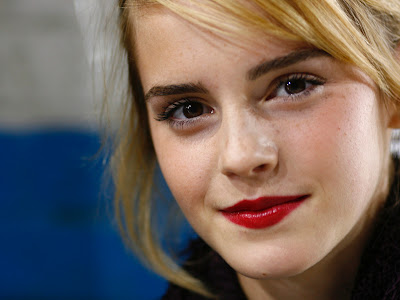 Emma Watson Red Lipstick Face Close Up HD Wallpaper