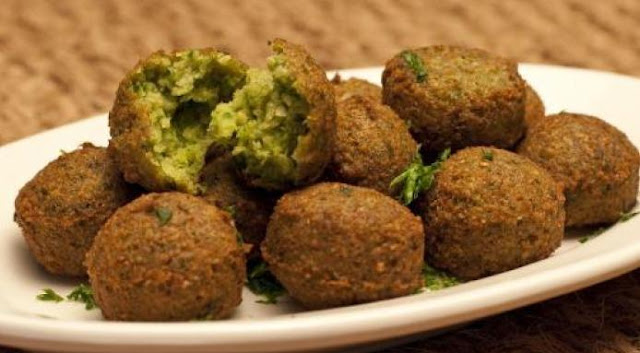 Falafel in a platter