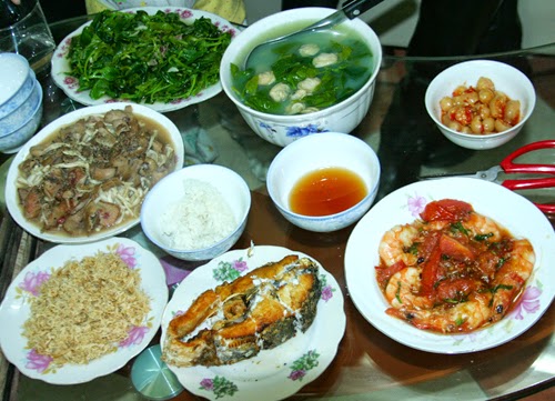 Bữa ăn tối của người Trung Quốc khá giống với bữa tối của người Việt