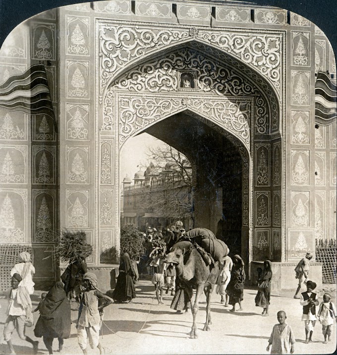 Chand Pol (Chandpol) or Chandpole (Chand Pole) Gate, Jaipur, Rajasthan, India | Rare & Old Vintage Photos (1903)