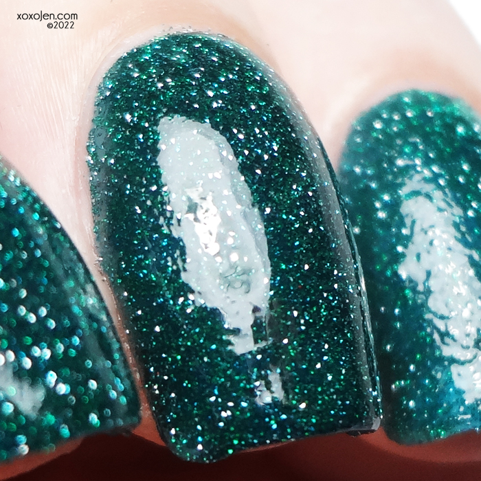 xoxoJen's swatch of KBShimmer Logging Off