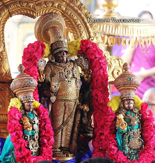 Satrumurai,Devaraja Perumal Temple,PErundevi Thayar,Perarulalan,Kanchipuram,Ratna Angi Sevai,Thathachariar Satrumurai, Temple, 2017, Video, Divya Prabhandam,Utsavam,