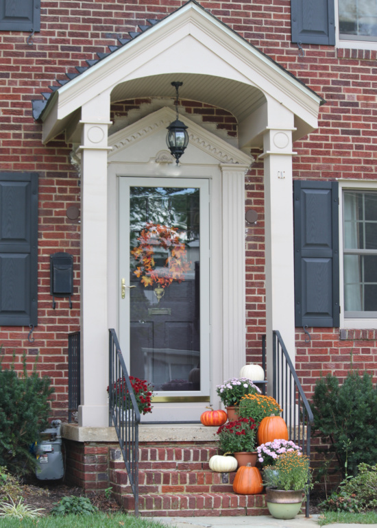 HOUSEography: Fall Front Stoop