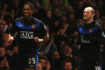 Antonio Valencia and Wayne Rooney