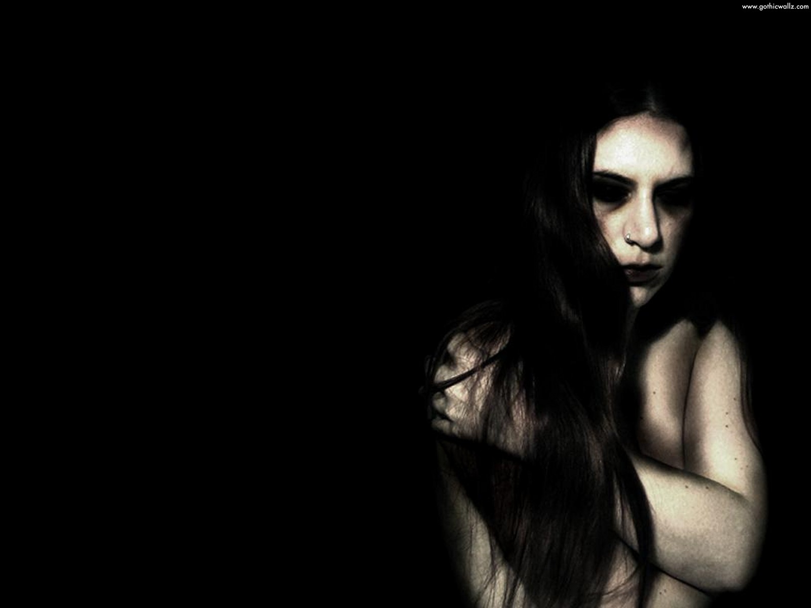 Hurt Woman | Dark Gothic Wallpaper Download