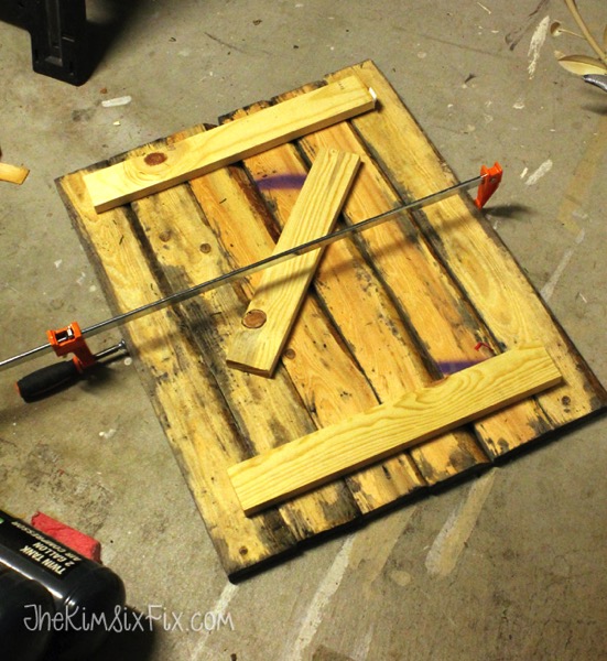 Assembling barn wood sign