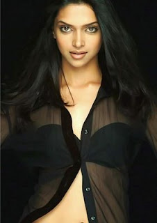 Deepika Padukone Indian actress Without clothes / dress. Deepika Padukone sexy Kiss image of bollywood hot model
