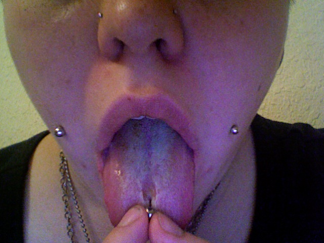 Lovaza Swollen Tongue; Design By Rbs Traffic Exchange; Barrel Racing Tips I first started there wasn't any space around my tongue piercing at all.