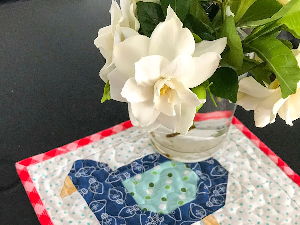 Spelling Bee Sew Along: Bird Block