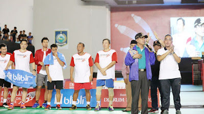 <b>Kembali Tunjukkan Kepedulian pada Dunia Olahraga, Ahyar-Mori Buka Djarum Badminton All Stars dan Coaching Clinic Perdana di Mataram</b>