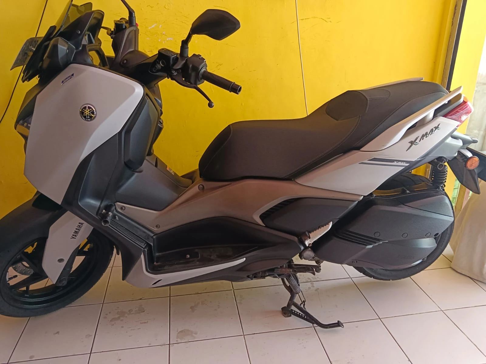 sewa vario techno lombok