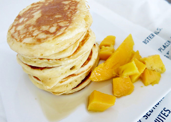 Greek Yogurt Pancakes [Pancakes mit griechischem Joghurt]