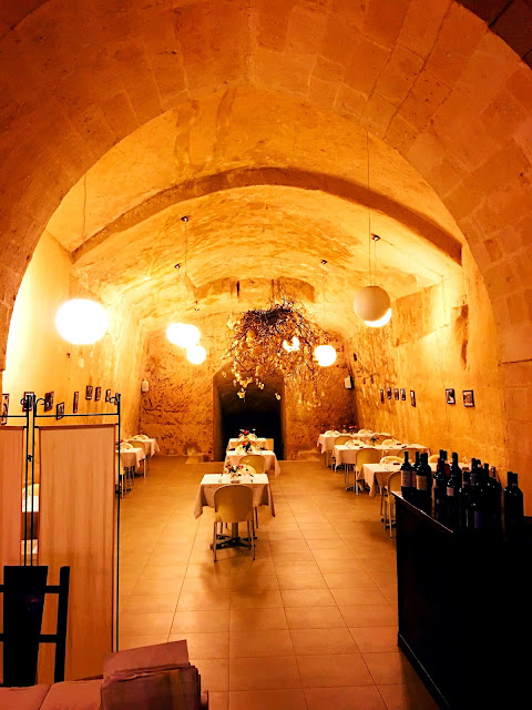 cave-restaurant-matera