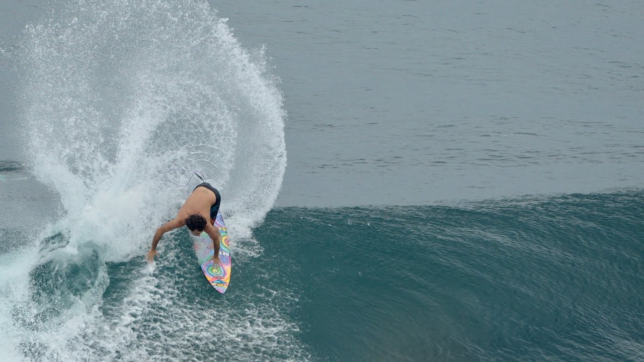 Surfing Indonesia | Kelly Slater & Mason Ho Surf Uluwatu
