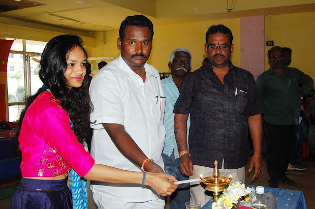 Miss Kakinada Pooja Jain Launches Pochampally IKAT Art Mela -2016 