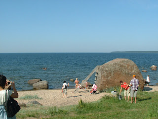 Photo of boulder in the yard of Käsmu Sea Museum