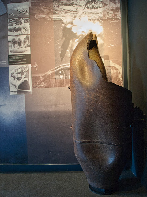 jiemve, le temps d'une pose, Toulon, Mont Faron, musée, mémorial, bombe