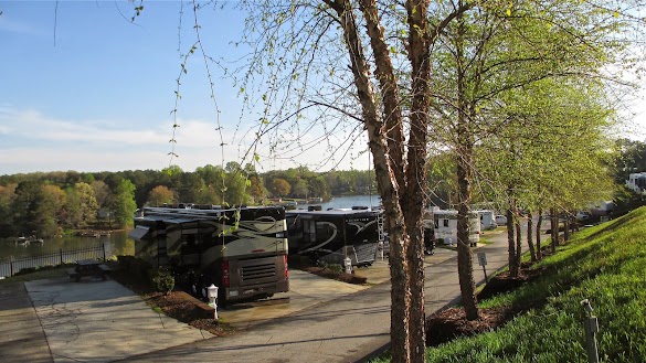 Lake Norman Campgrounds For Rvs - BLUE SKY AHEAD: Lake Norman RV Resort - View rv park reviews, photos, campground pricing & more.