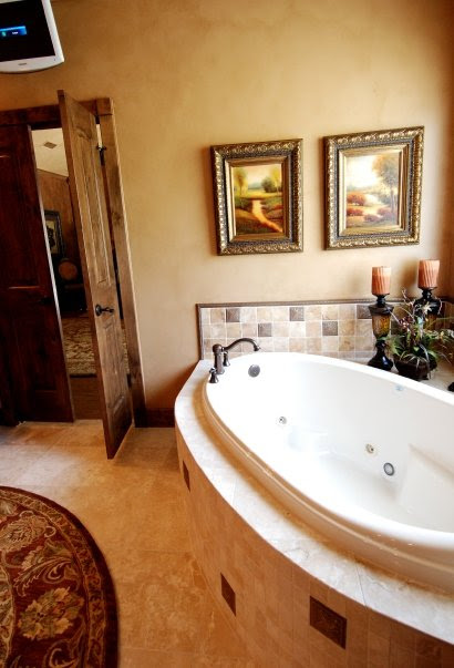 TUSCAN STYLE BATH TUB