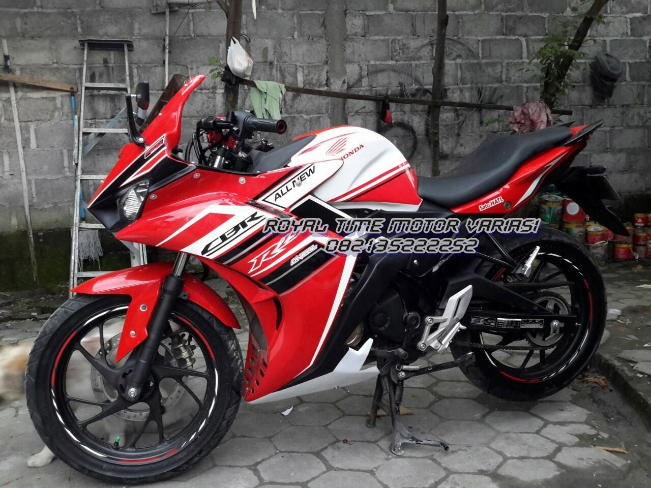 Full Fairing R25 Terpasang Di New Cb150r