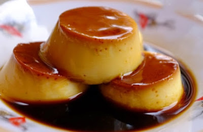 Bánh flan tráng miệng sau bữa ăn