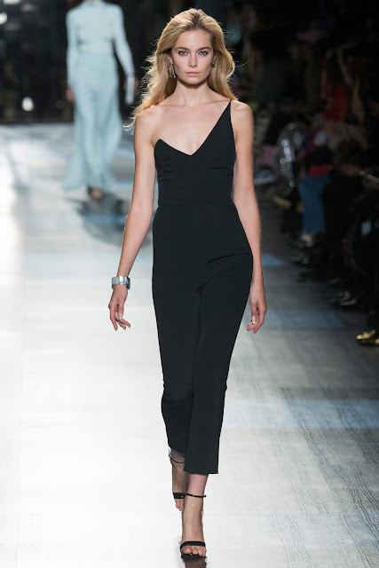 My Favorites From Cushnie et Ochs Fall/Winter Collection www.toyastales.blogspot.com #ToyasTales #CushnieEtOchs #fashionblogger #winterstyle #sophisticated #chic #runway #fashionshow #review