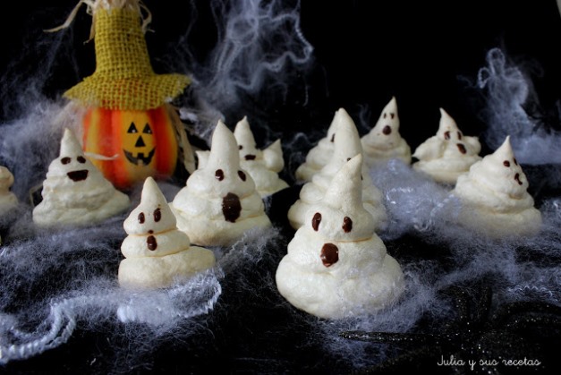 fantasmas de merengue para halloween