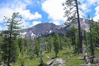 Best Hikes in Lassen Volcanic National Park – Bearfoot Theory