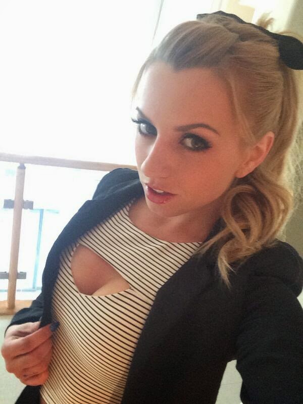 Lexi Belle