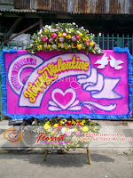 karangan bunga papan valentine, papan bunga, hadiah bunga valentine unik, toko bunga