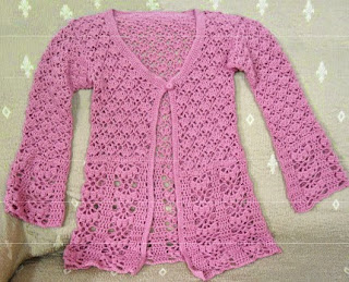 http://dl.dropboxusercontent.com/u/74169808/ganchillo/MIS%20TRABAJOS/chaquetas/chaqueta%20crochet.pdf