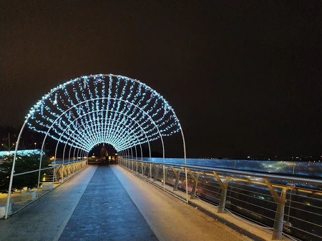 جسر كييف