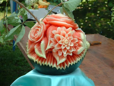 Watermelon carving art - seen at unik4u.blogspot.com