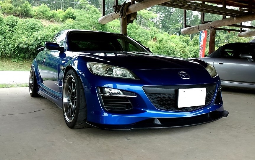 Rx 8のエクステリアにアクセントを