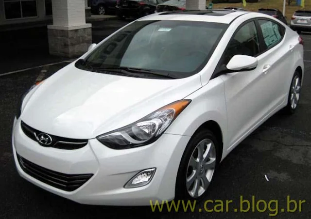 Hyundai Elantra 2012 - Branco