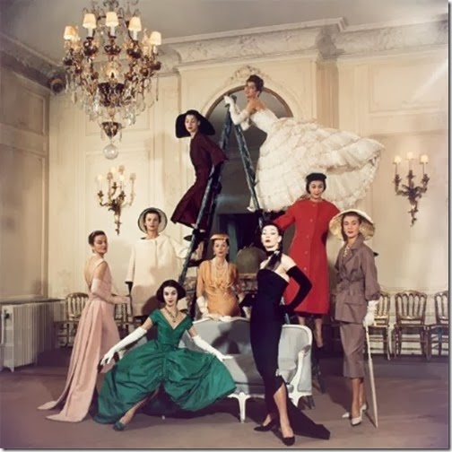 fashion-group-pic_2731949a