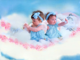 playing-cute-doll-babies-with-bubbles-imges