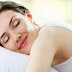 Tips Memilih Bantal Tidur yang Baik 