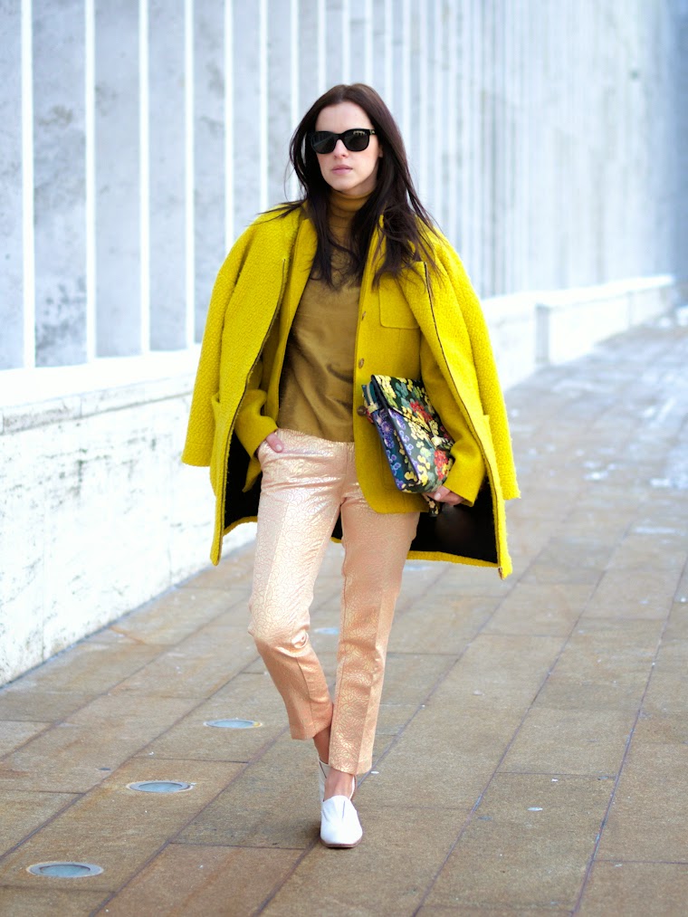 bittersweet colours, nyfw F/W 2014, NYFW, Lincoln Center NYFW, street style, neon colors, colorful coats, Joe fresh, jeffrey campbell, Zara, sophie hulme, floral prints, metallics trend, 