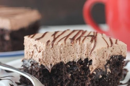 HOT CHOCOLATE POKE CAKE