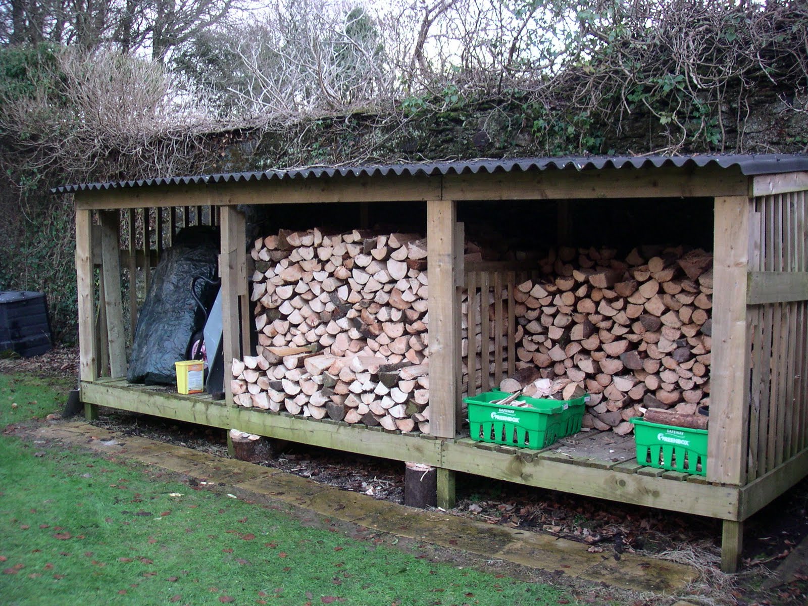 firewood shed on Pinterest Wood Shed, Firewood Storage 